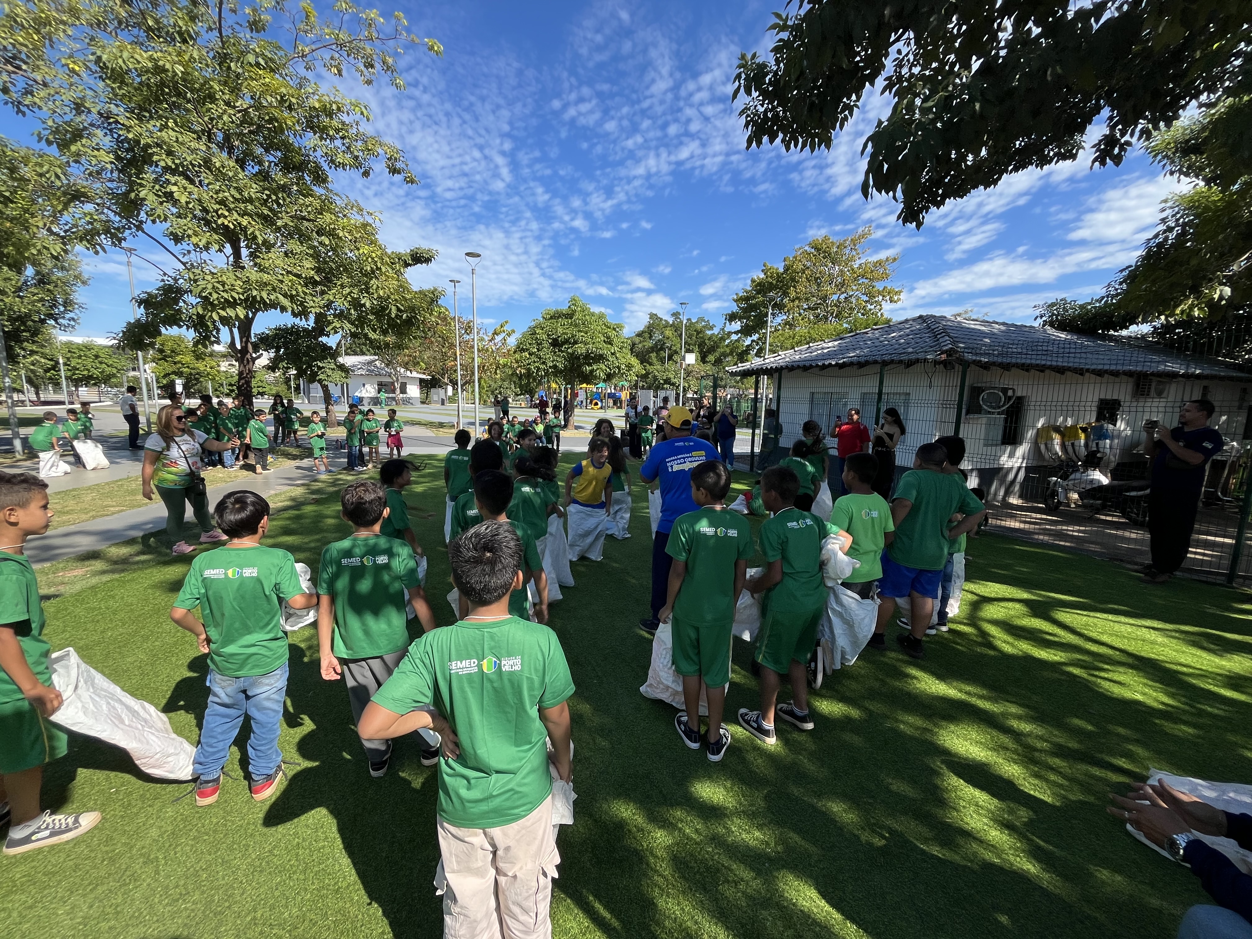 DIVERSÃO - Dia Nacional do Brincar transforma Parque da Cidade em espaço de alegria e aprendizado