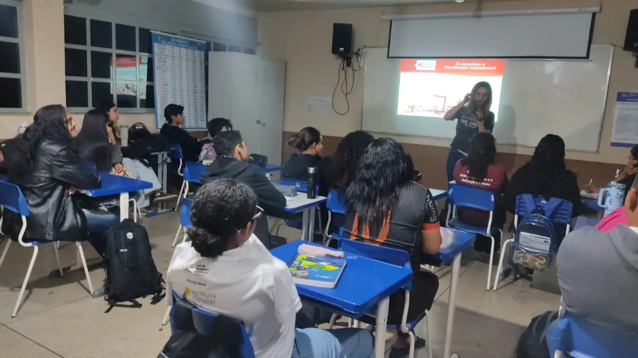 Pré-Enem Municipal inicia aulas e amplia oportunidades de acesso ao ensino superior