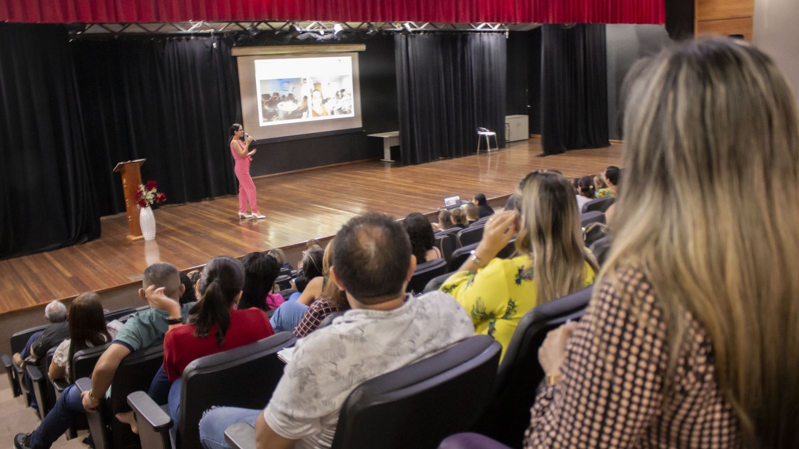 Seminário serviu para planejamento de estratégias para garantia de aprendizagem