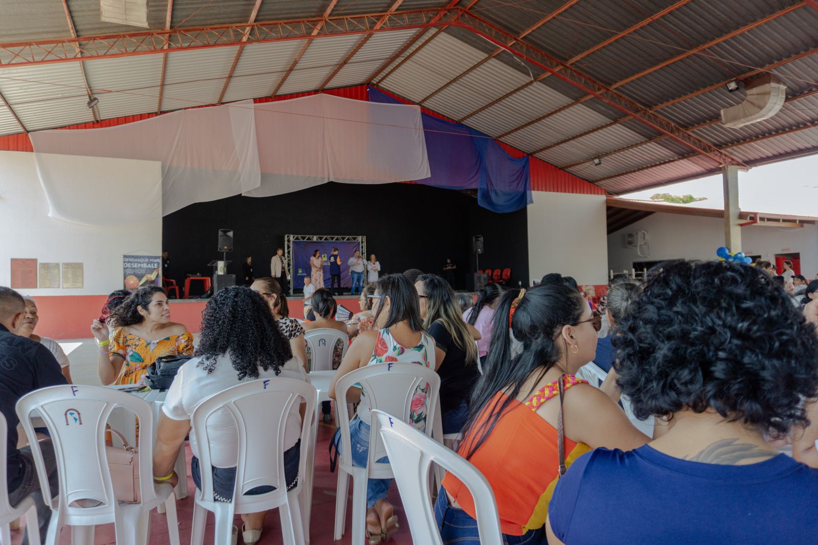 O evento de encerramento ofereceu um almoço para os profissionais