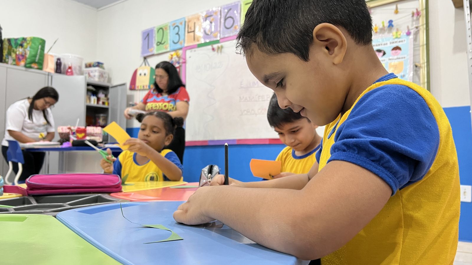 Serão aplicadas avaliações e agrupamento, considerando os níveis de aprendizagem dos alunos