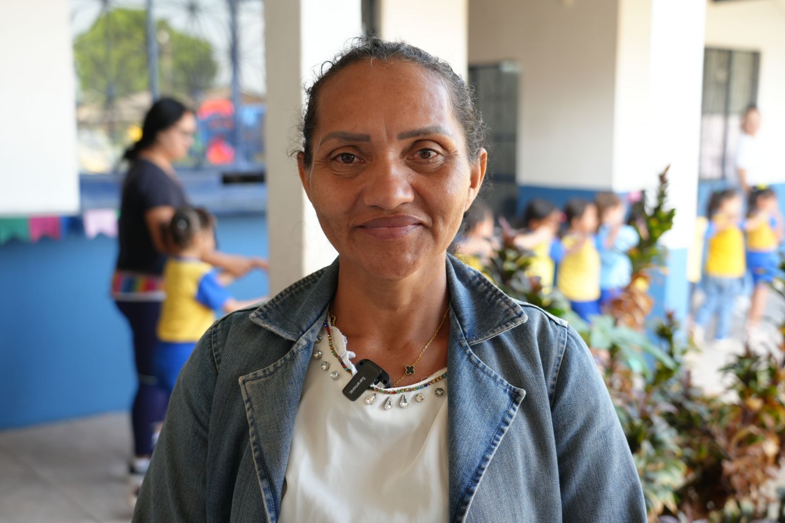 Edneide Carvalho é mãe da Emanuela Clarice, que está no 5º ano