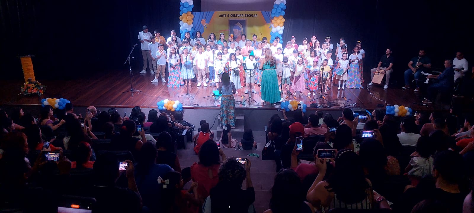 Encerramento aconteceu na noite de quarta-feira (2), no Teatro Banzeiro