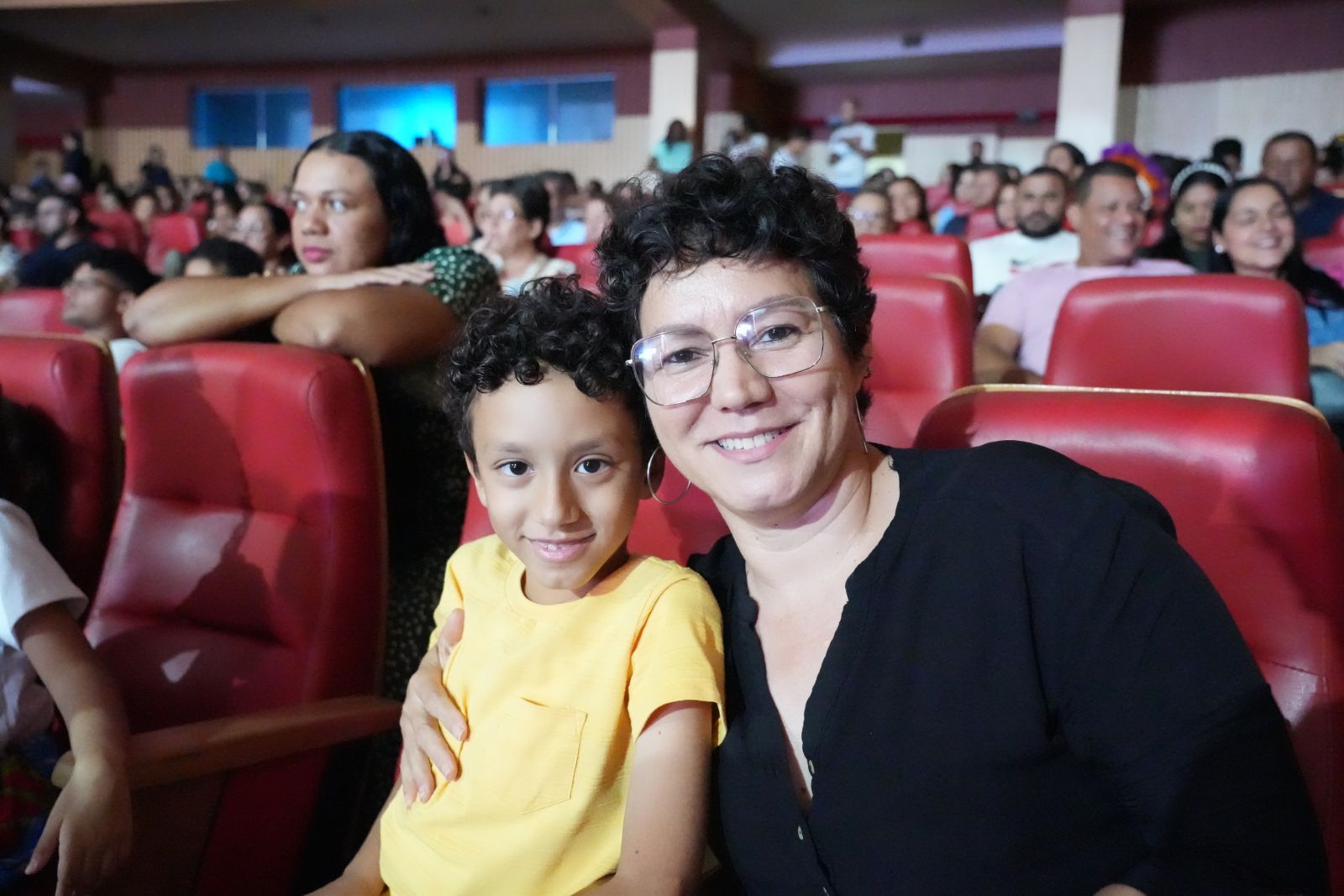 Cristiana Ribeiro falou do orgulho ao ver a apresentação do filho